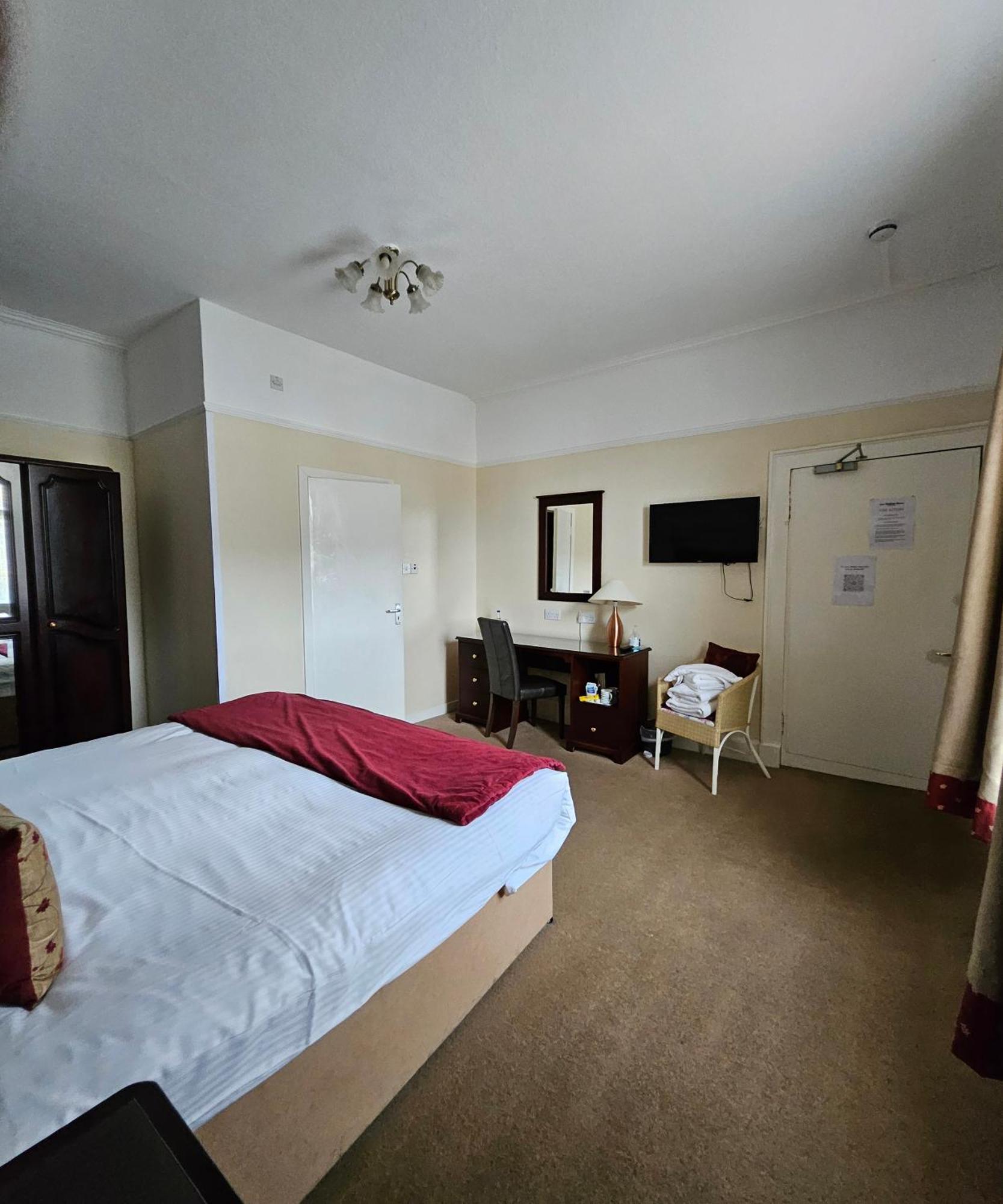 Station Hotel Portsoy Luaran gambar