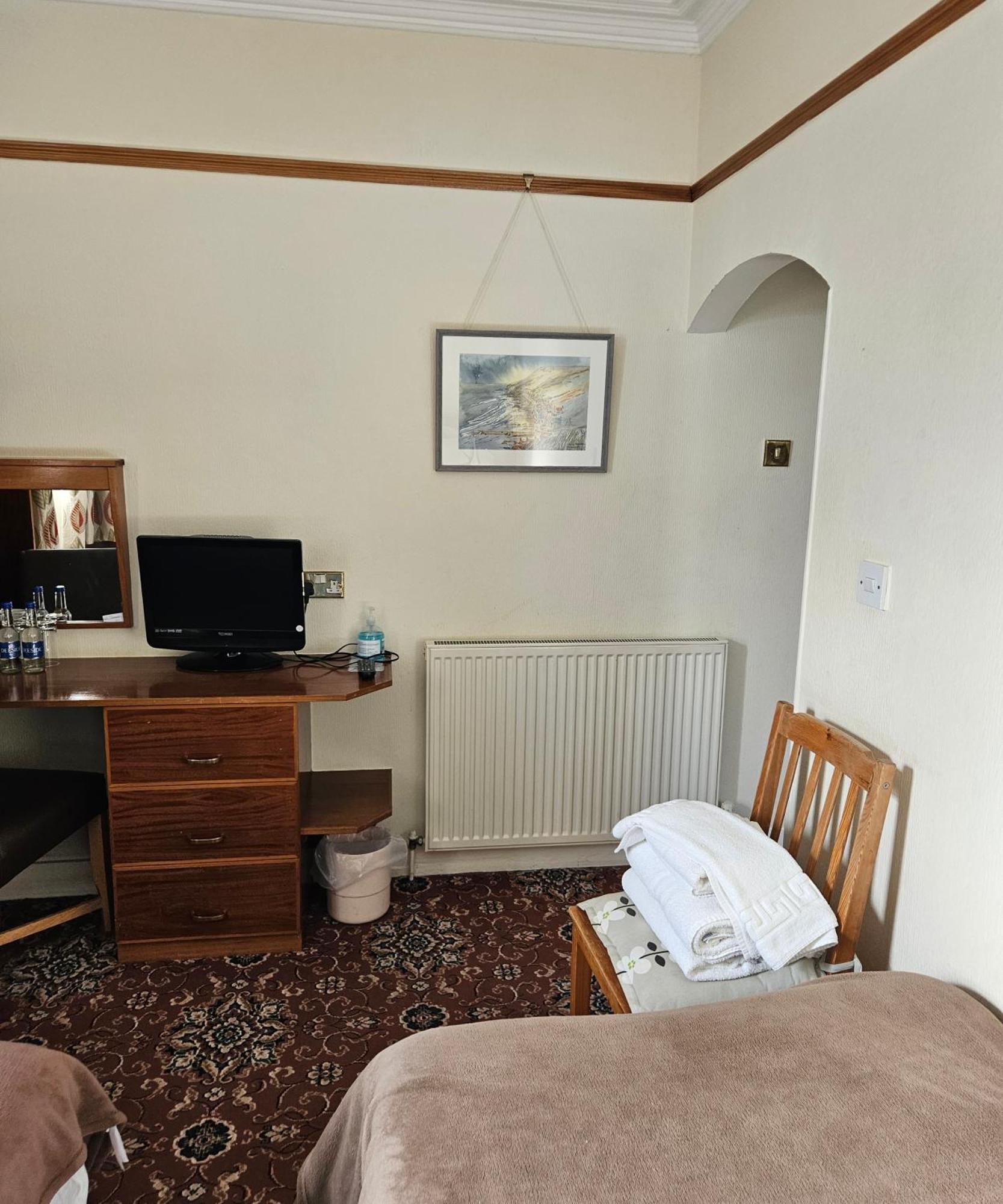 Station Hotel Portsoy Luaran gambar
